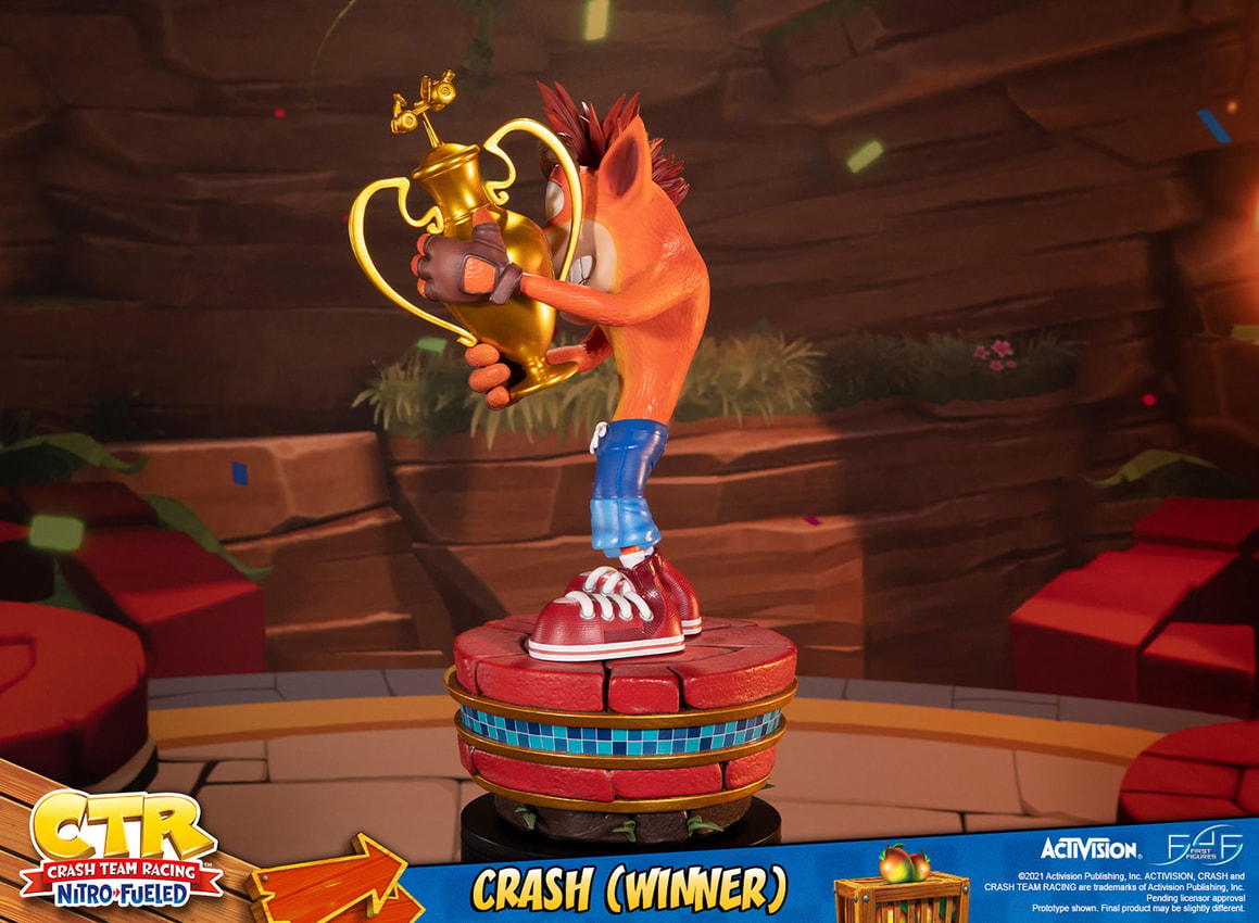 Crash Bandicoot Crash (Winner) (Standard Edition) Statues - Prototype Shown View 5