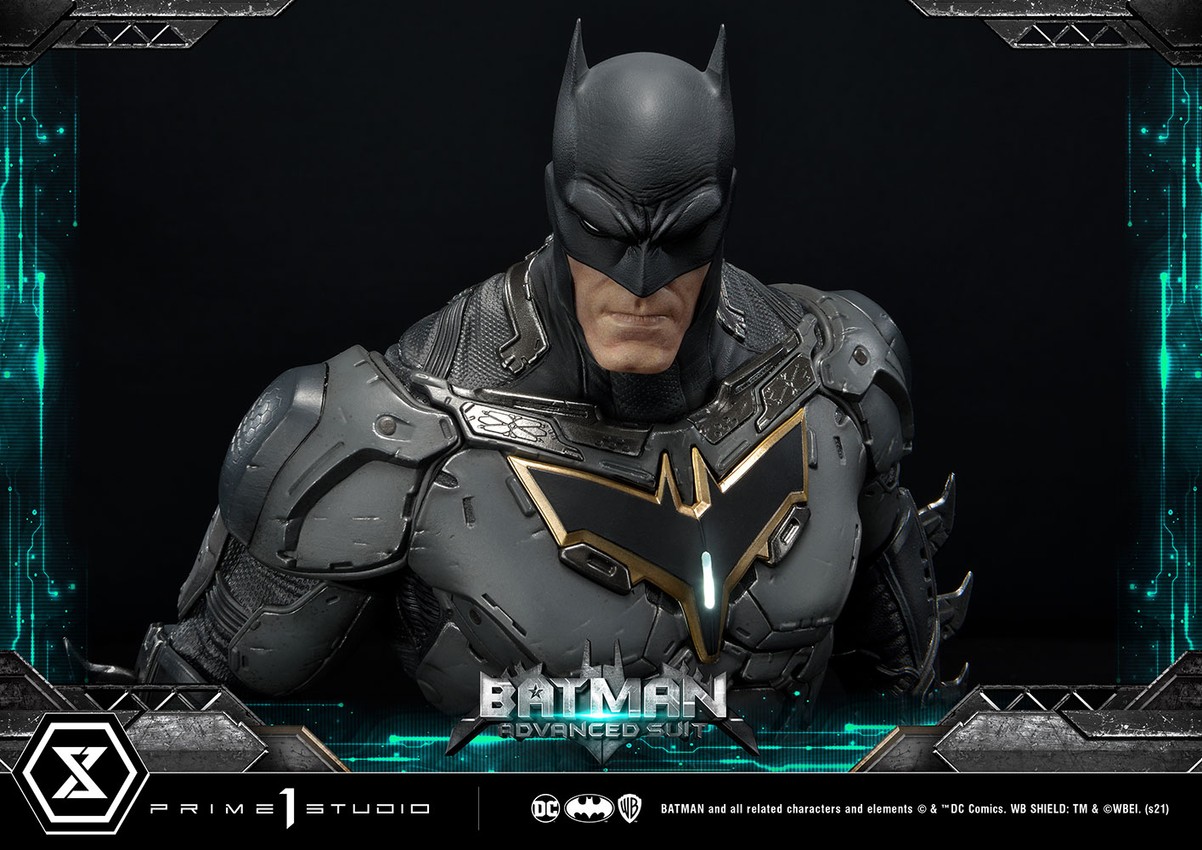 Batman Advanced Suit Collector Edition - Prototype Shown