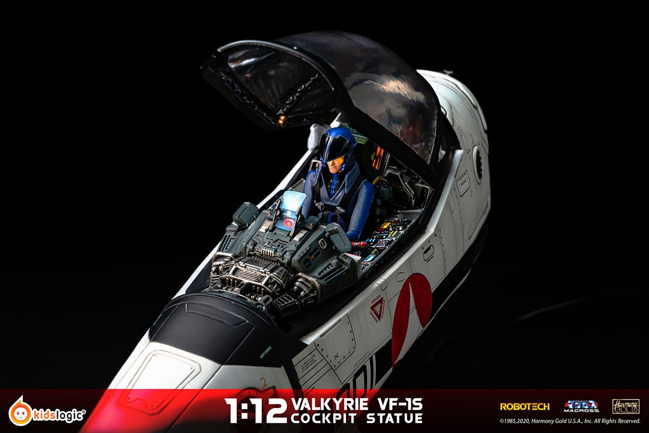 Robotech Valkyrie VF-1S Cockpit Statues - Prototype Shown View 5
