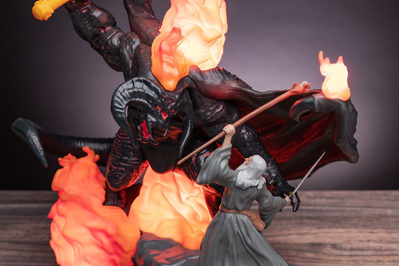 Balrog vs Gandalf Figural Light by Paladone | Sideshow Collectibles
