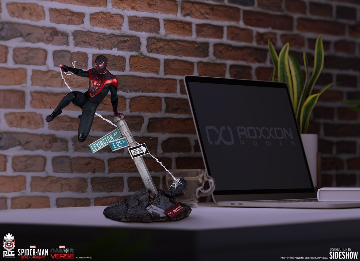 Spider-Man: Miles Morales Sixth Scale Diorama by PCS | Sideshow