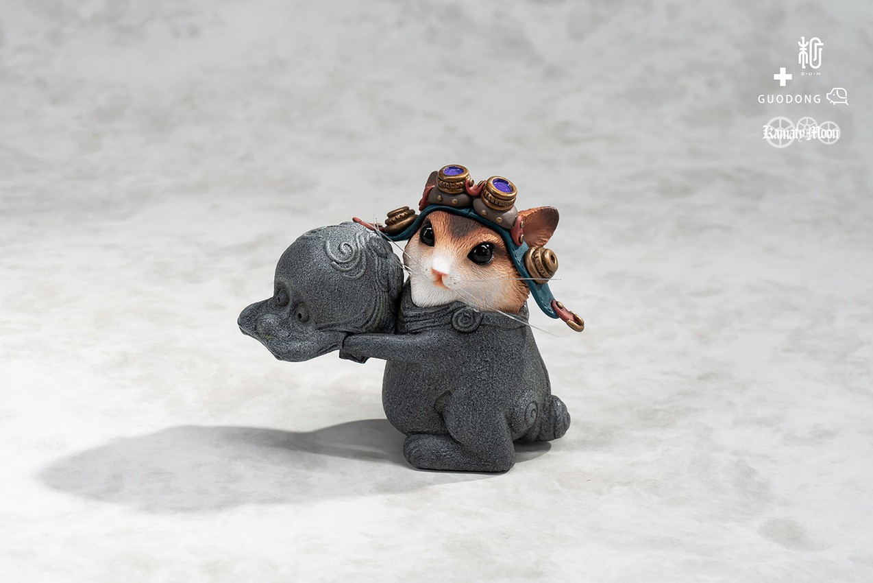 Teasie Beastie – Mouse Pilot (Blue Helmet)