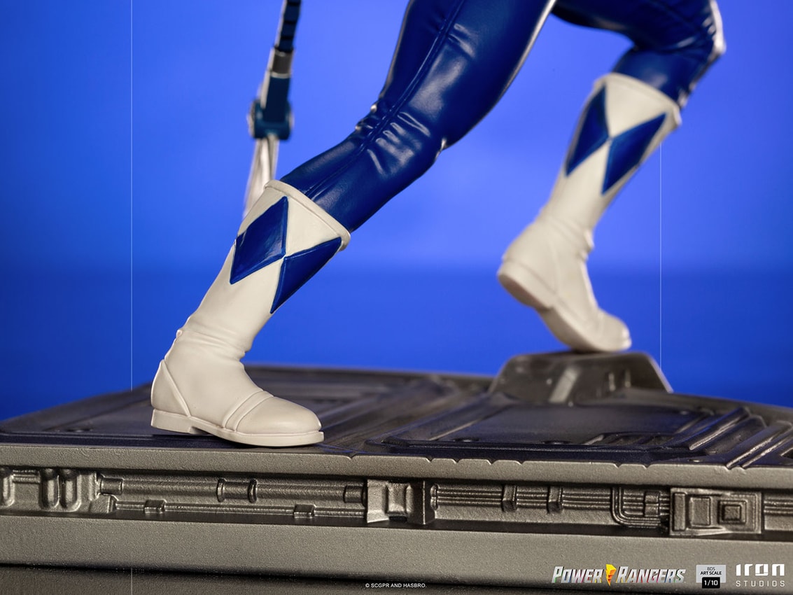 Mighty Morphin Power Rangers Blue Ranger 1:10 Scale Statue - Prototype Shown View 6