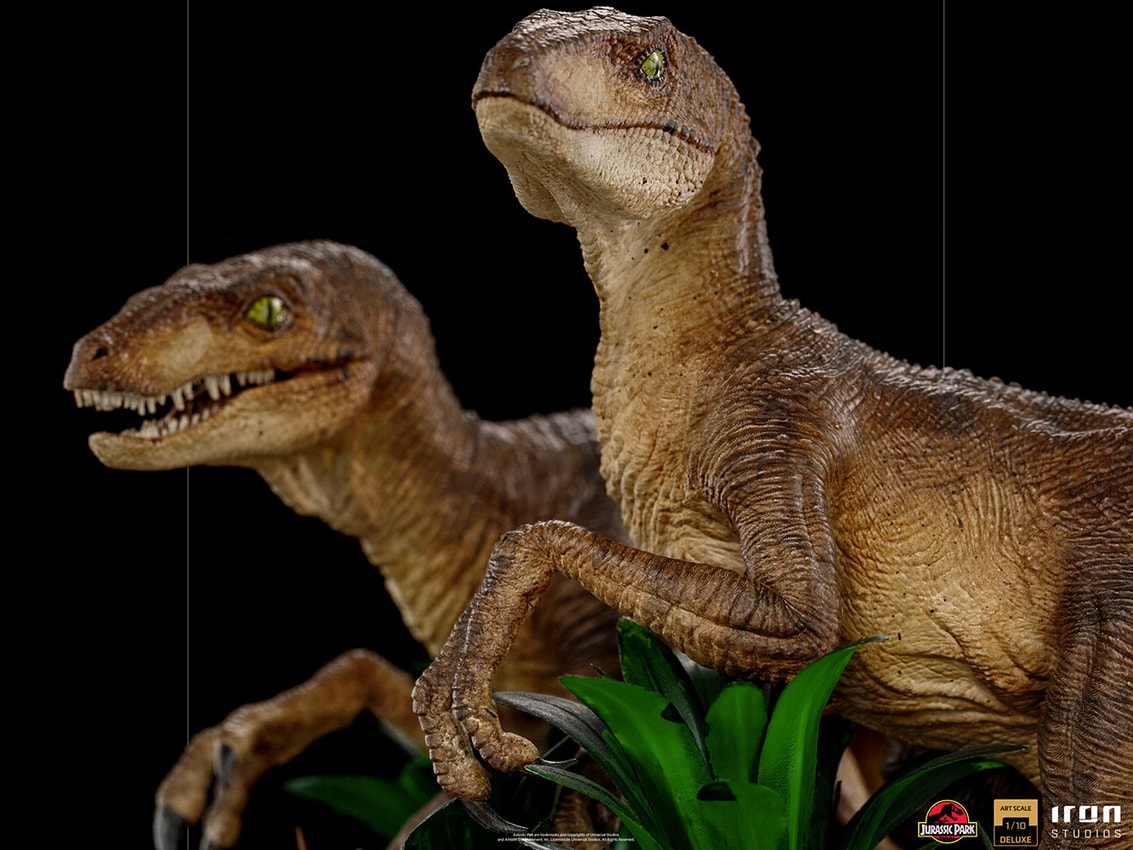 Jurassic Park Just The Two Raptors Deluxe 1:10 Scale Statue - Prototype Shown View 4