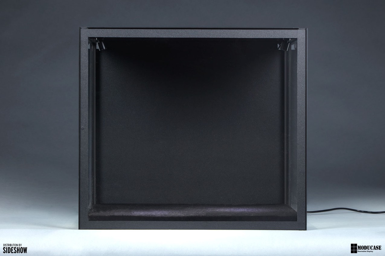 Sixth55 Display Case | Sideshow Collectibles