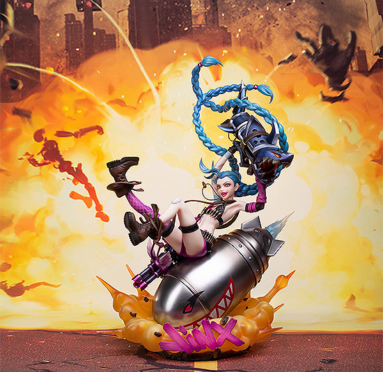 League of Legends Jinx Collectible Figure - Prototype Shown View 6