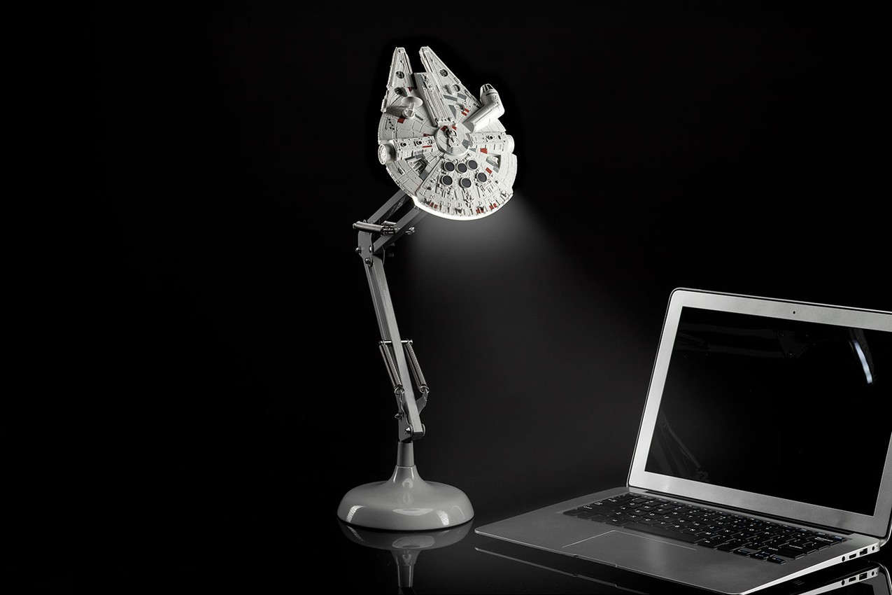 Millennium Falcon Posable Desk Light by Paladone Sideshow