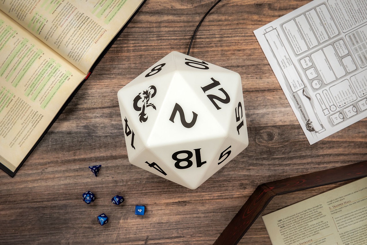Dungeons & Dragons D20 Light Collectible Lamp  View 2