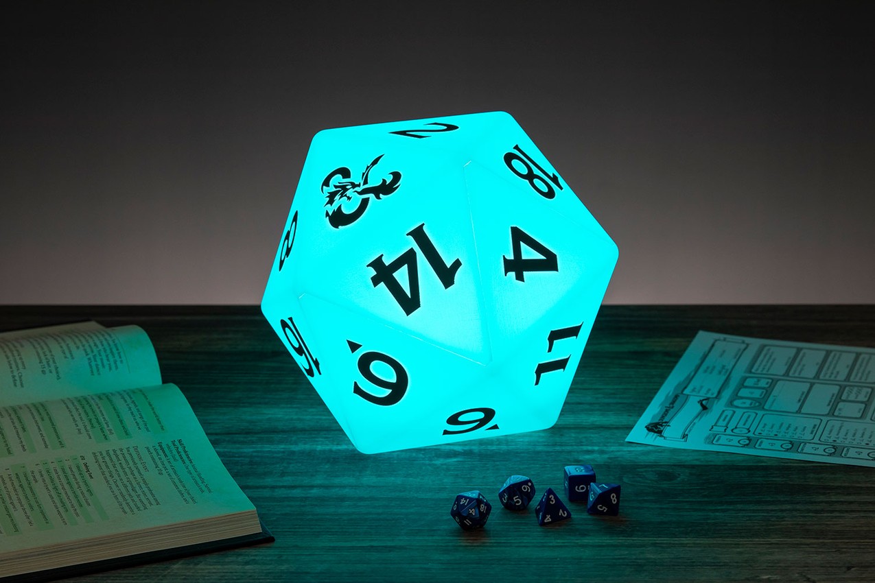 Dungeons & Dragons D20 Light Collectible Lamp  View 3