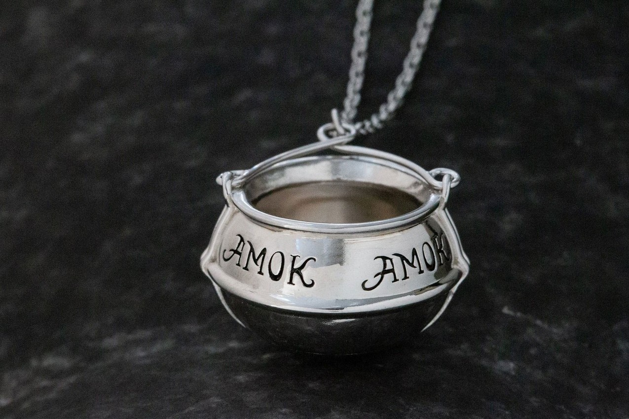 Hocus Pocus Amok Cauldron Necklace
