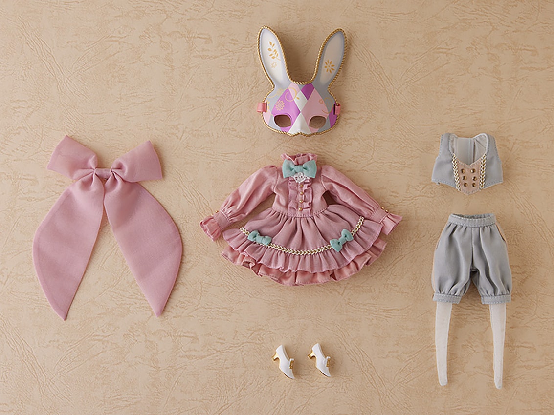 Harmonia Bloom Harmonia Bloom Beatrice Collectible Doll - Prototype Shown View 6