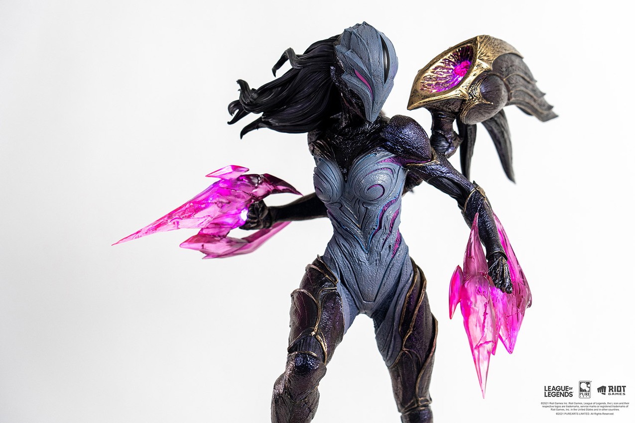 League of Legends Kai'Sa Quarter Scale Statue - Prototype Shown View 2