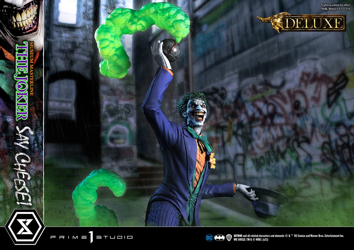 DC Comics The Joker “Say Cheese!” (Deluxe Version) 1:3 Scale Statue - Prototype Shown View 6