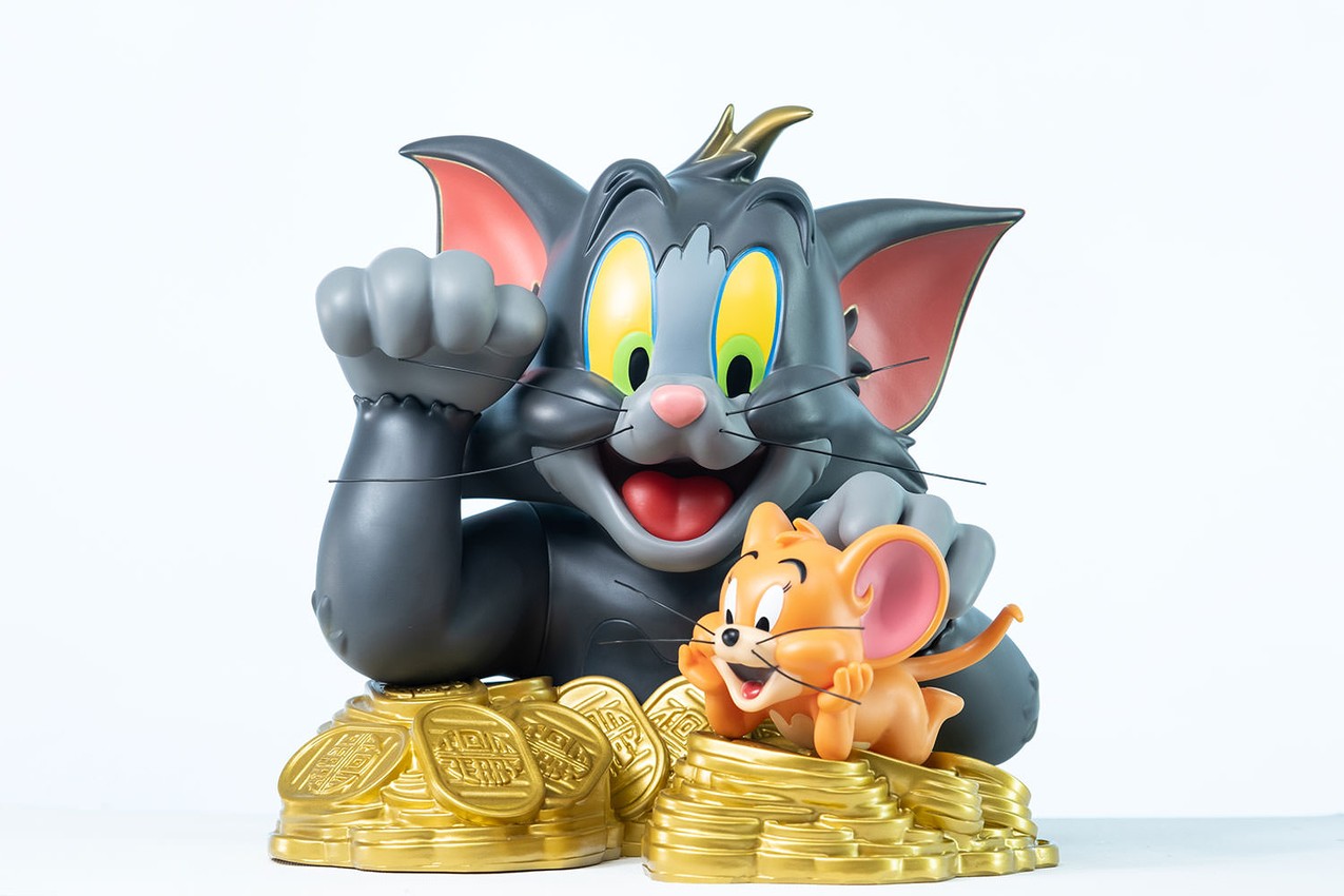 Tom & Jerry Maneki-Neko (Lights Off Version)- Prototype Shown