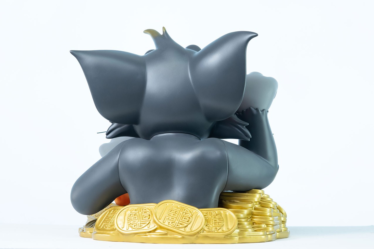 Tom & Jerry Maneki-Neko (Lights Off Version)- Prototype Shown