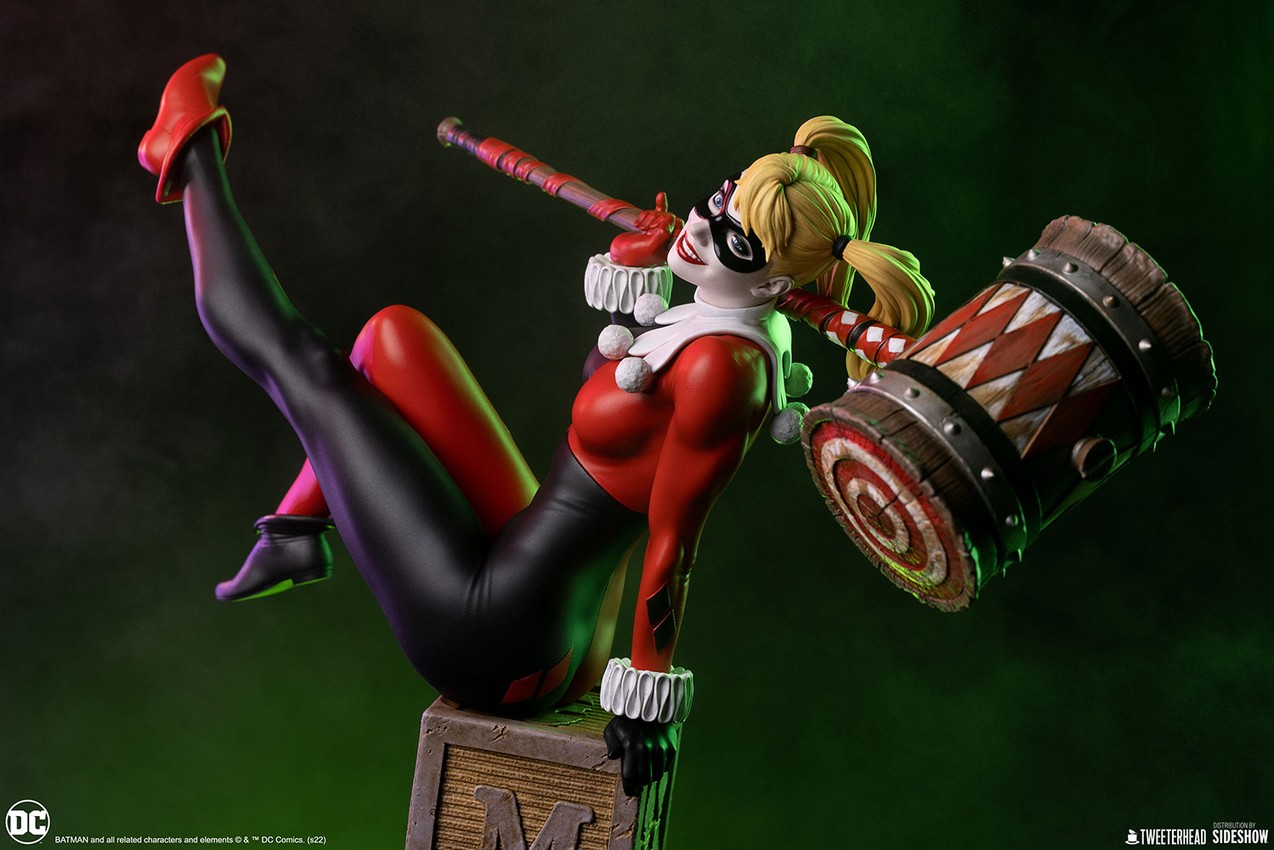 Harley Quinn Collector Edition - Prototype Shown View 3
