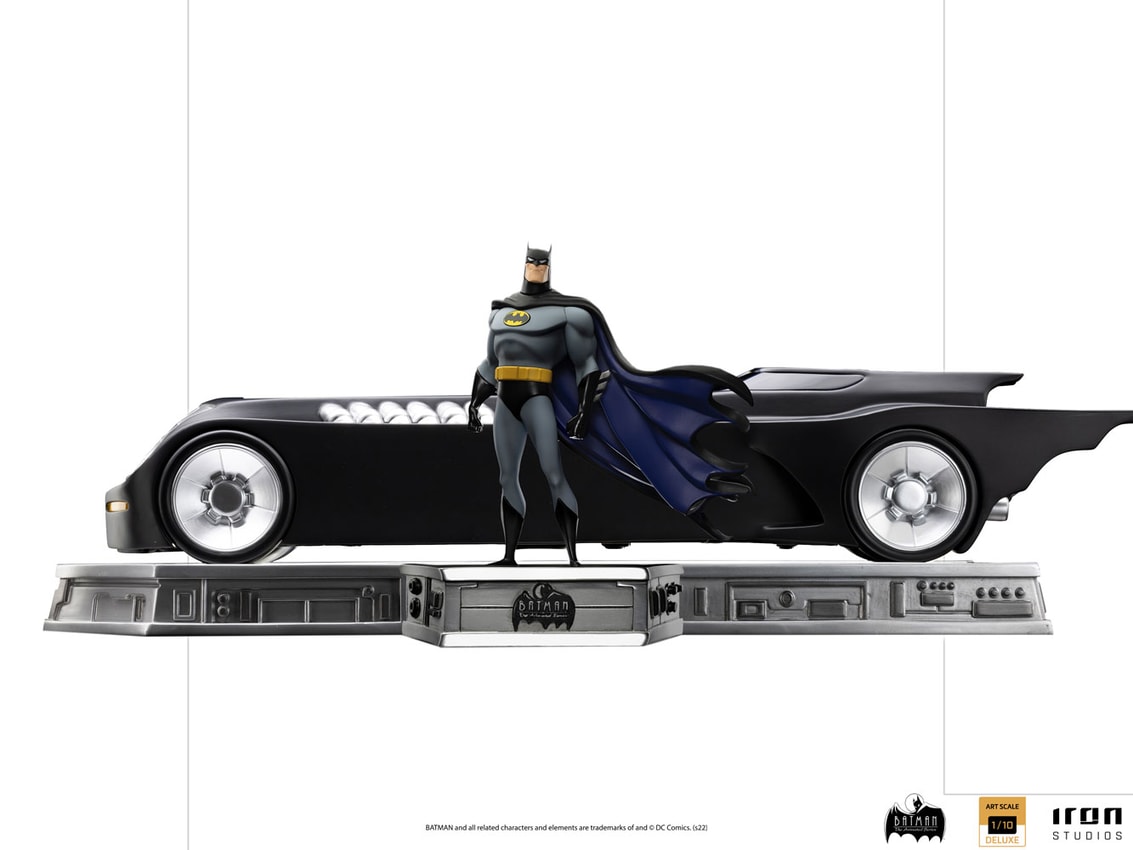 DC Comics, Batman Batmobile avec figurine Batman de 10 cm, effets