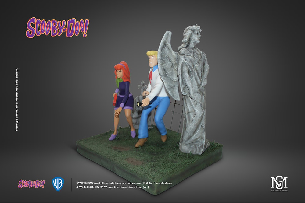 Scooby-Doo Fred & Daphne Statues - Prototype Shown View 6