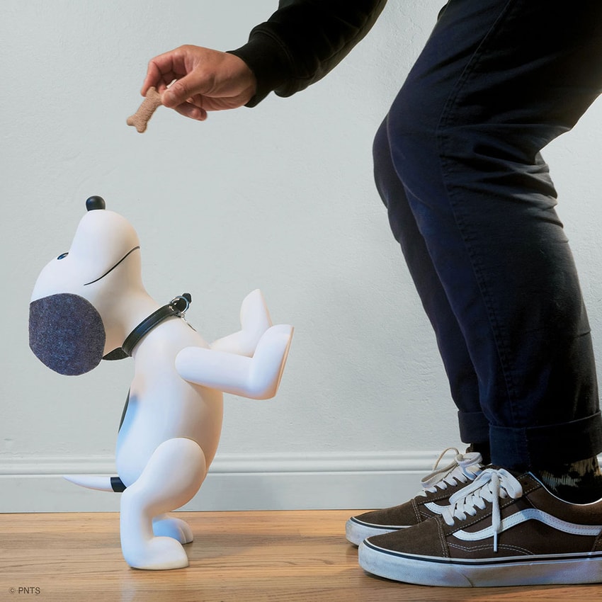 憧れ (Newsprint Snoopy Grayscale) Super7 by Collectible Vinyl ファンデーション
