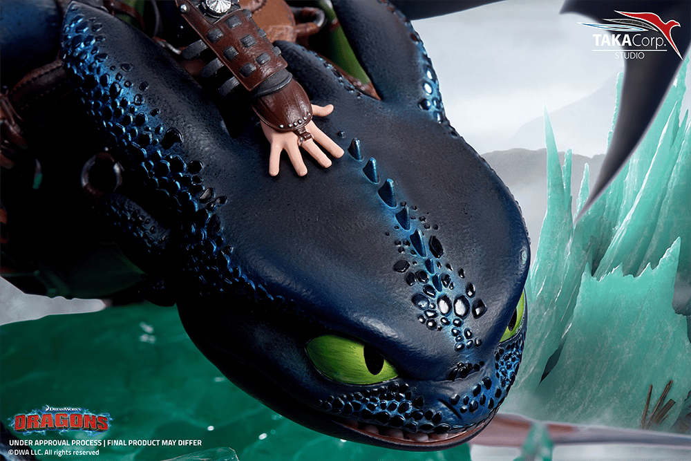 How to Train Your Dragon Toothless & Hiccup Statues  View 5