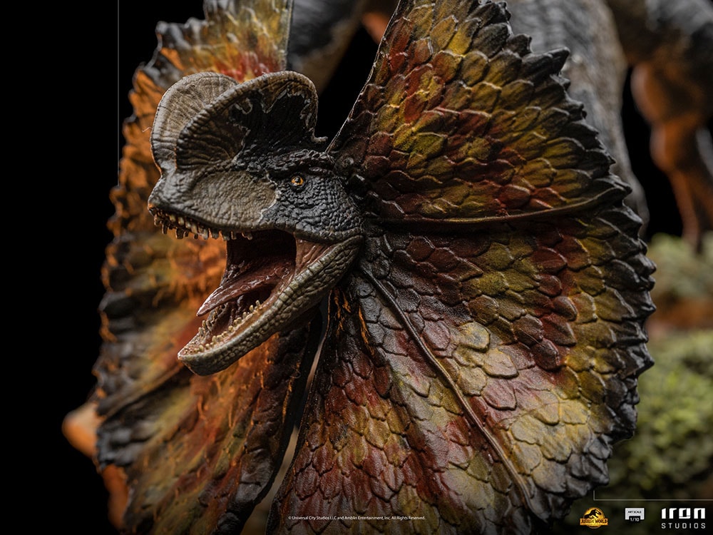 Jurassic World Dominion Dilophosaurus 1:10 Scale Statue - Prototype Shown View 2