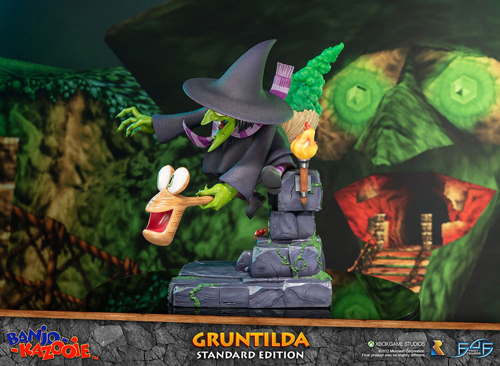 Banjo-Kazooie Gruntilda Statues - Prototype Shown View 4