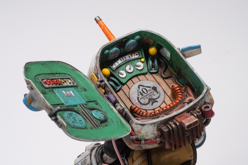 Jump Snowman Action Figure by Damtoys | Sideshow Collectibles Jump Snowman Action Figure by Damtoys | Sideshow Collectibles