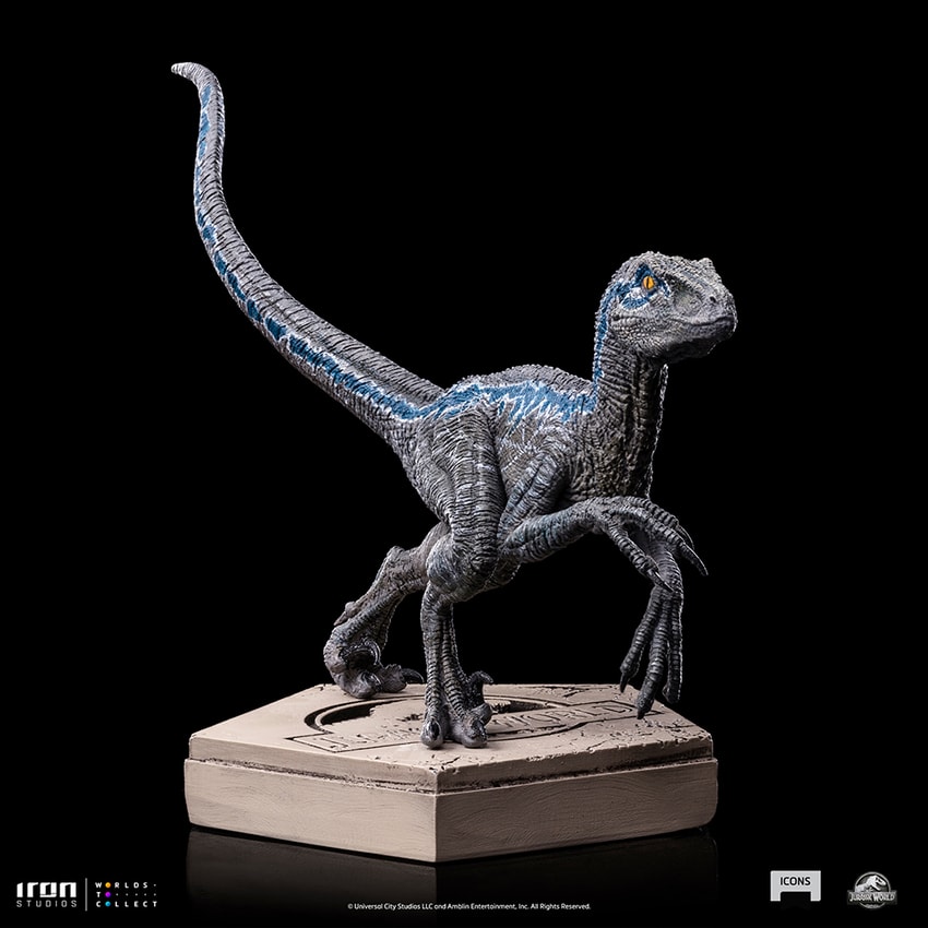 Velociraptor Blue Statue by Iron Studios | Sideshow Collectibles