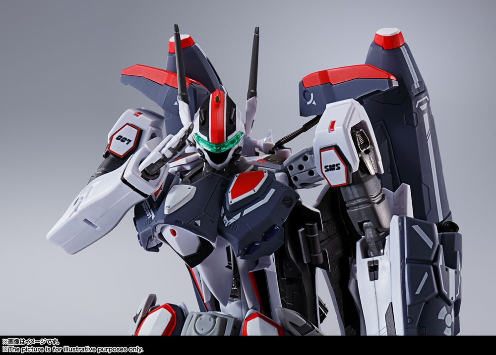 Macross Frontier VF-25F Super Messiah Valkyrie (Alto Saotome Custom) Revival Version Collectible Figure - Prototype Shown View 6