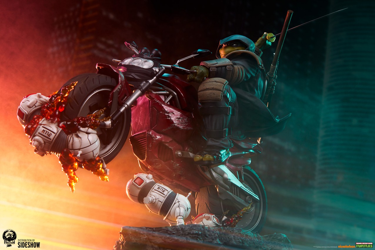 Teenage Mutant Ninja Turtles The Last Ronin On Bike Quarter Scale Statue - Prototype Shown View 6