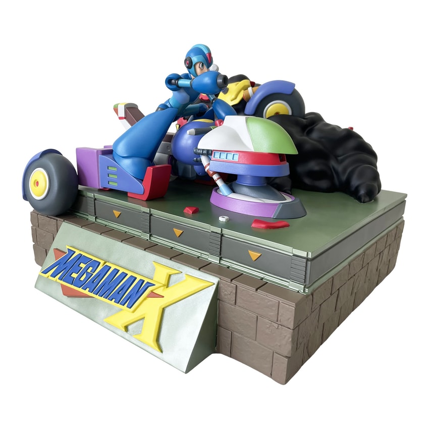 Mega Man Mega Man X On Ride Chaser Diorama - Prototype Shown View 6