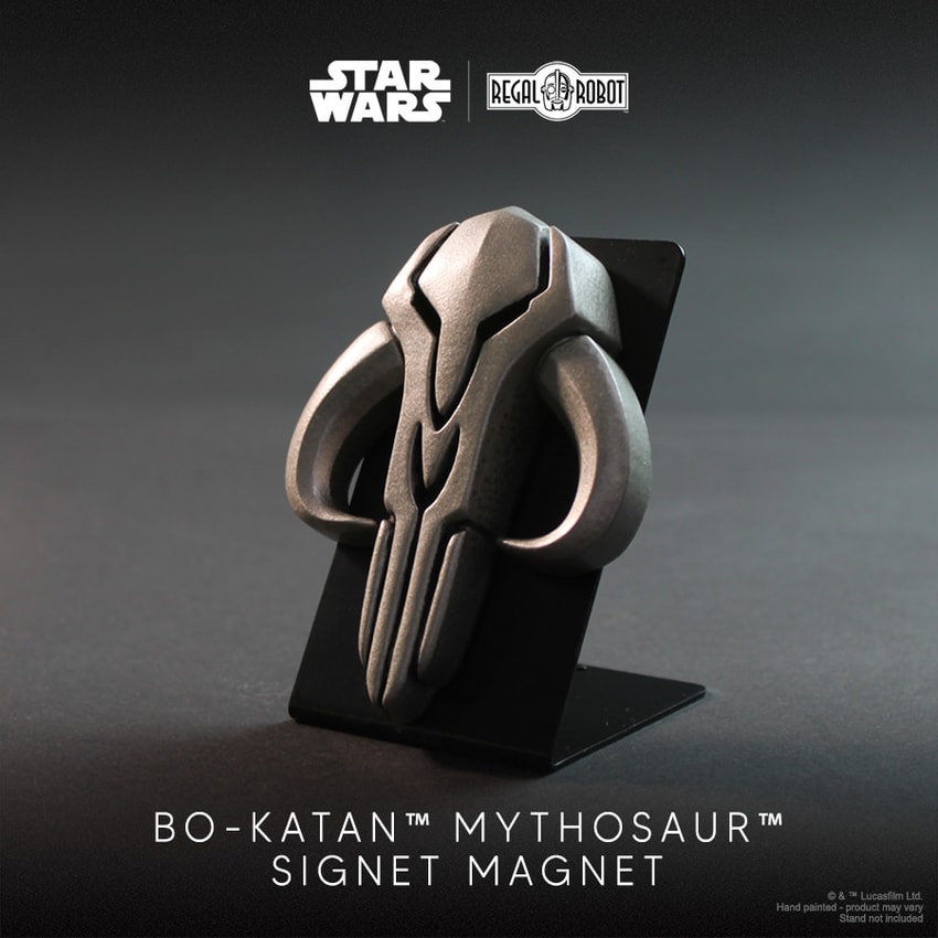 Bo-Katan Mythosaur Signet Magnet View 5