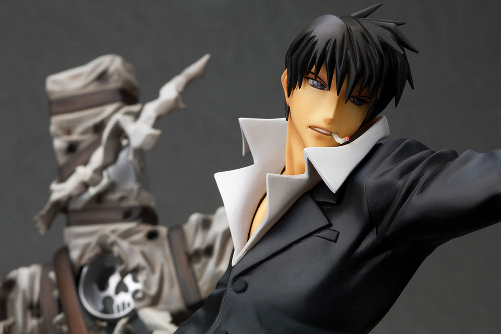 Trigun Nicholas D. Wolfwood (Renewal Package) Statues - Prototype Shown View 3