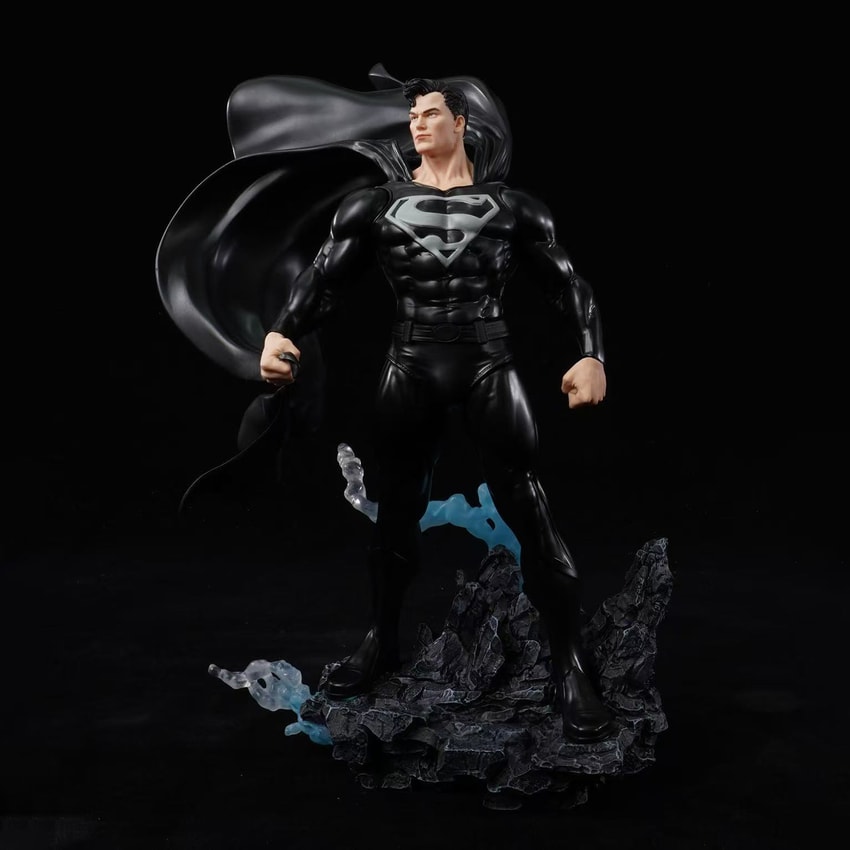 DC Comics Superman Black & Silver Version Statues - Prototype Shown View 1