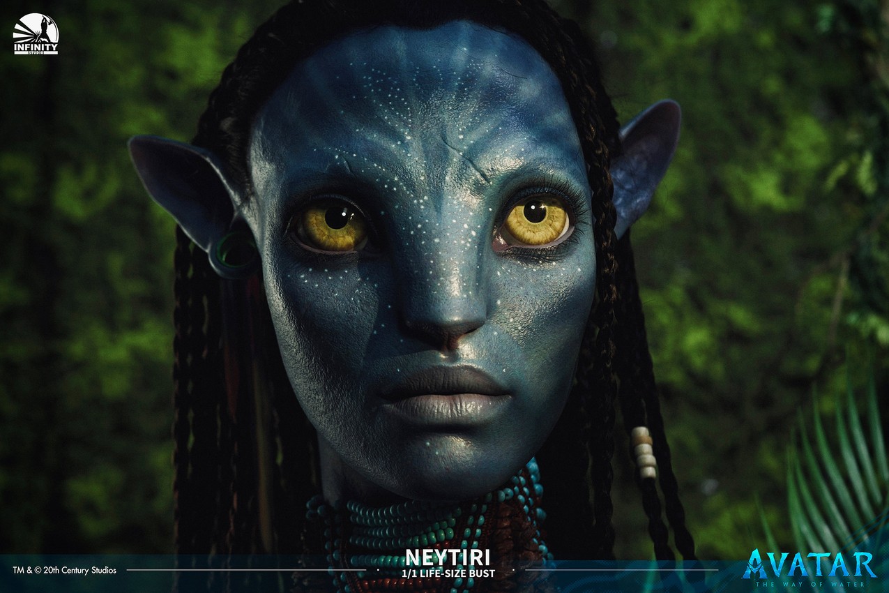 AVATAR Neytiri (Premium) Life-Size Bust - Prototype Shown View 5