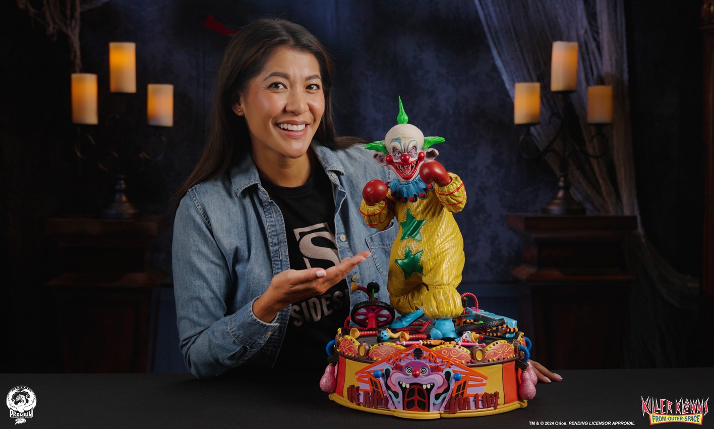 Killer Klowns from Outer Space Shorty Deluxe Edition Quarter Scale Statue - Prototype Shown View 1