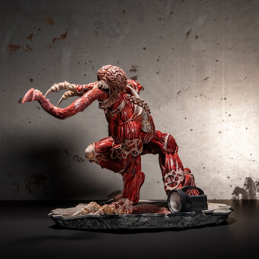 Licker Statue by Numskull