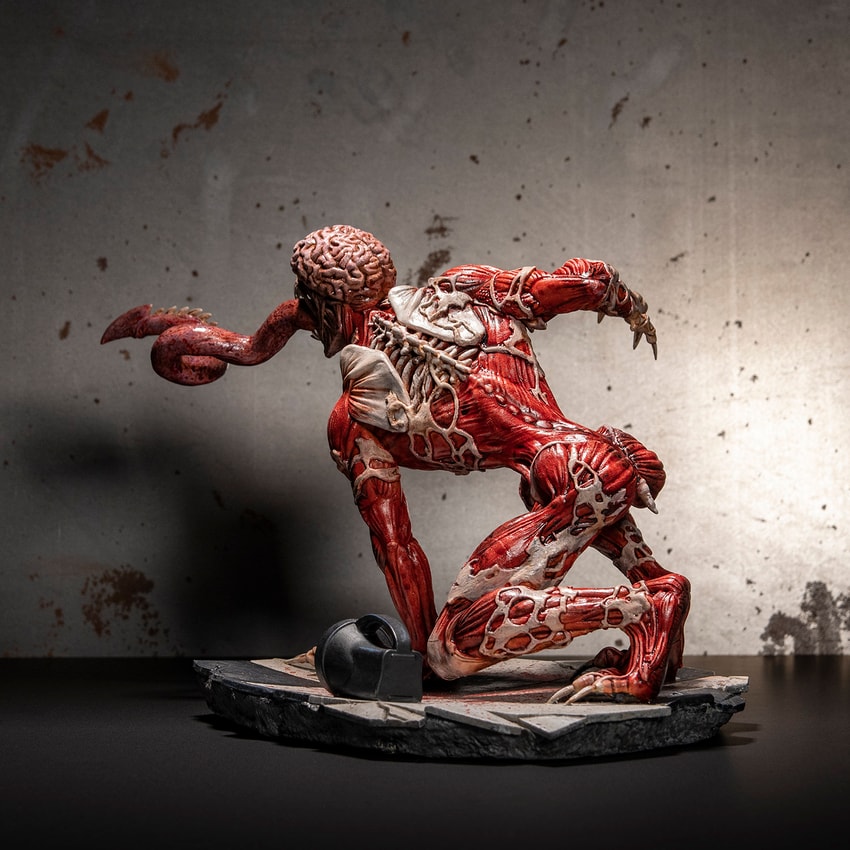 Licker Statue by Numskull