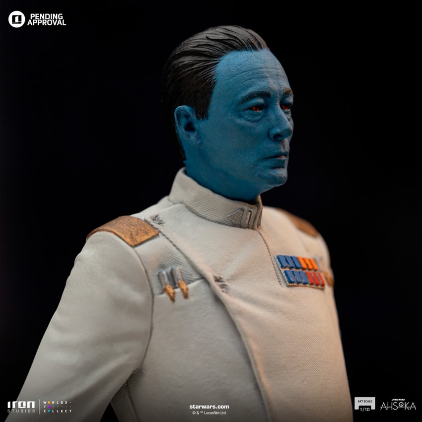 Star Wars Grand Admiral Thrawn 1:10 Scale Statue - Prototype Shown View 3