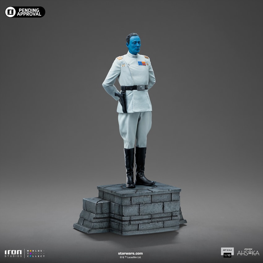 Star Wars Grand Admiral Thrawn 1:10 Scale Statue - Prototype Shown View 6