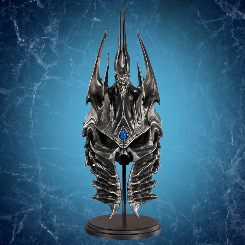 Arthas Helm of Domination Replica by Activision Blizzard Arthas Helm of Domination Replica by Activision Blizzard