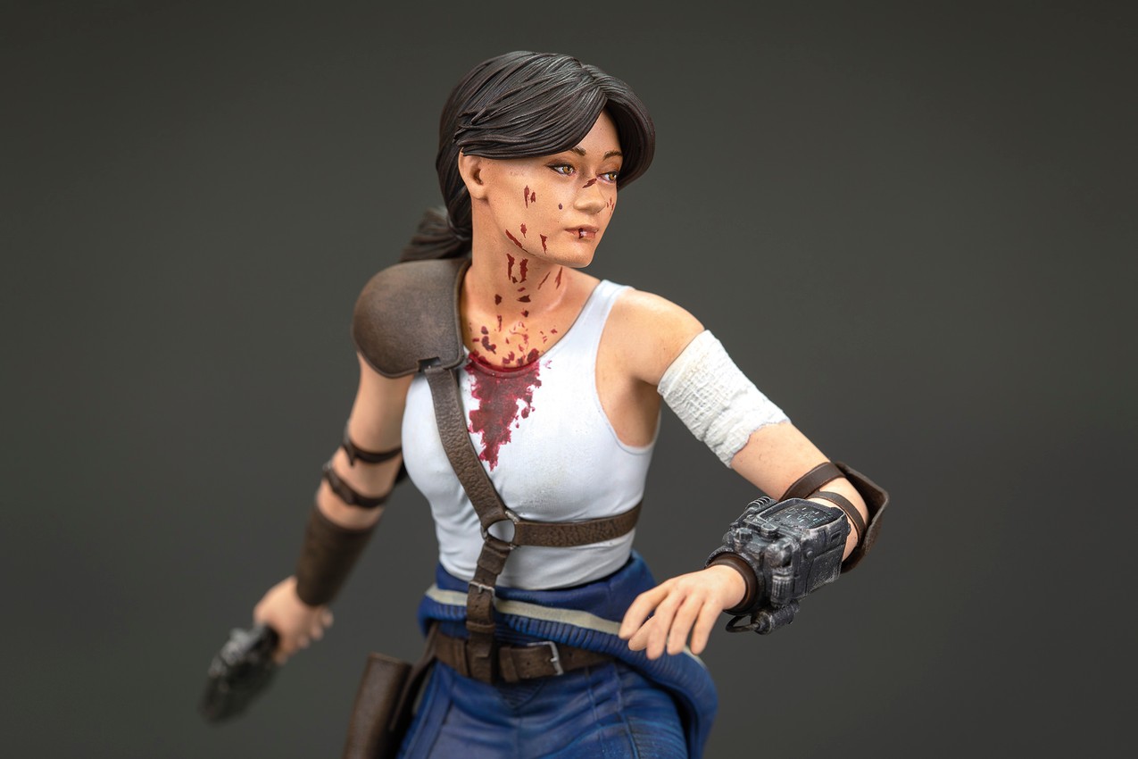 Lucy Statue by Dark Horse Comics | Sideshow Collectibles