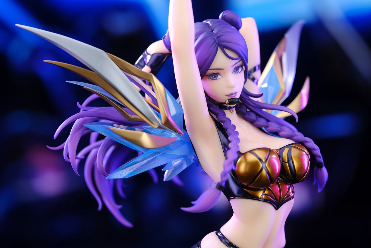 Kai'Sa (K/DA Version) Collectible Figure by APEX