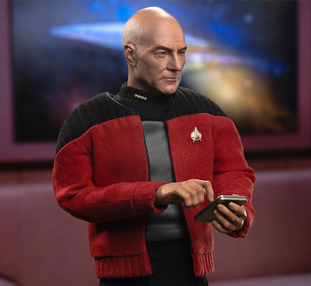 Star Trek Captain Jean-Luc Picard (Essential Darmok Uniform) Sixth Scale Figure - Prototype Shown View 5