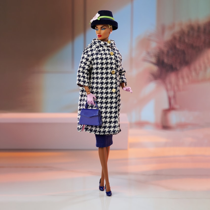 Standout Fall - Della Roux™ Dressed Doll by Integrity Toys