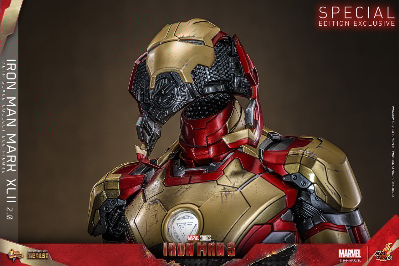 Iron Man Mark XLII (2.0) (Deluxe Version) Sixth Scale Figure