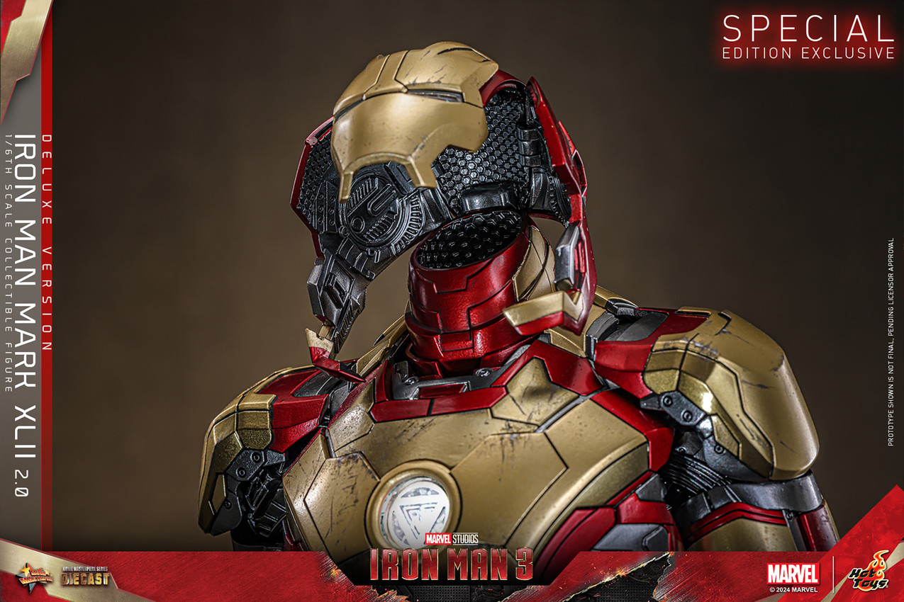 Marvel Iron Man Mark XLII (2.0) (Deluxe Version) (Special Edition) Sixth Scale Figure - Prototype Shown View 3