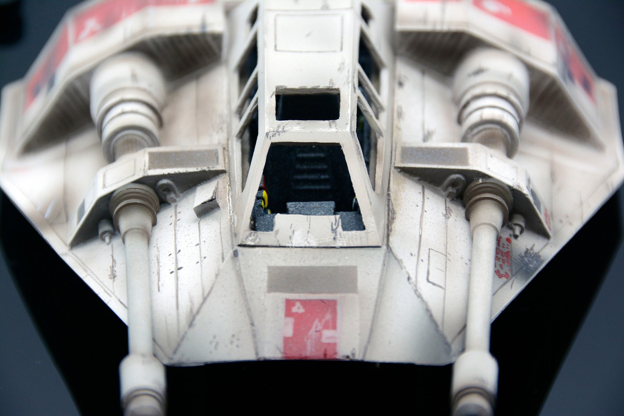 Star Wars Snowspeeder Crew Gift Prop Replica - Prototype Shown View 3