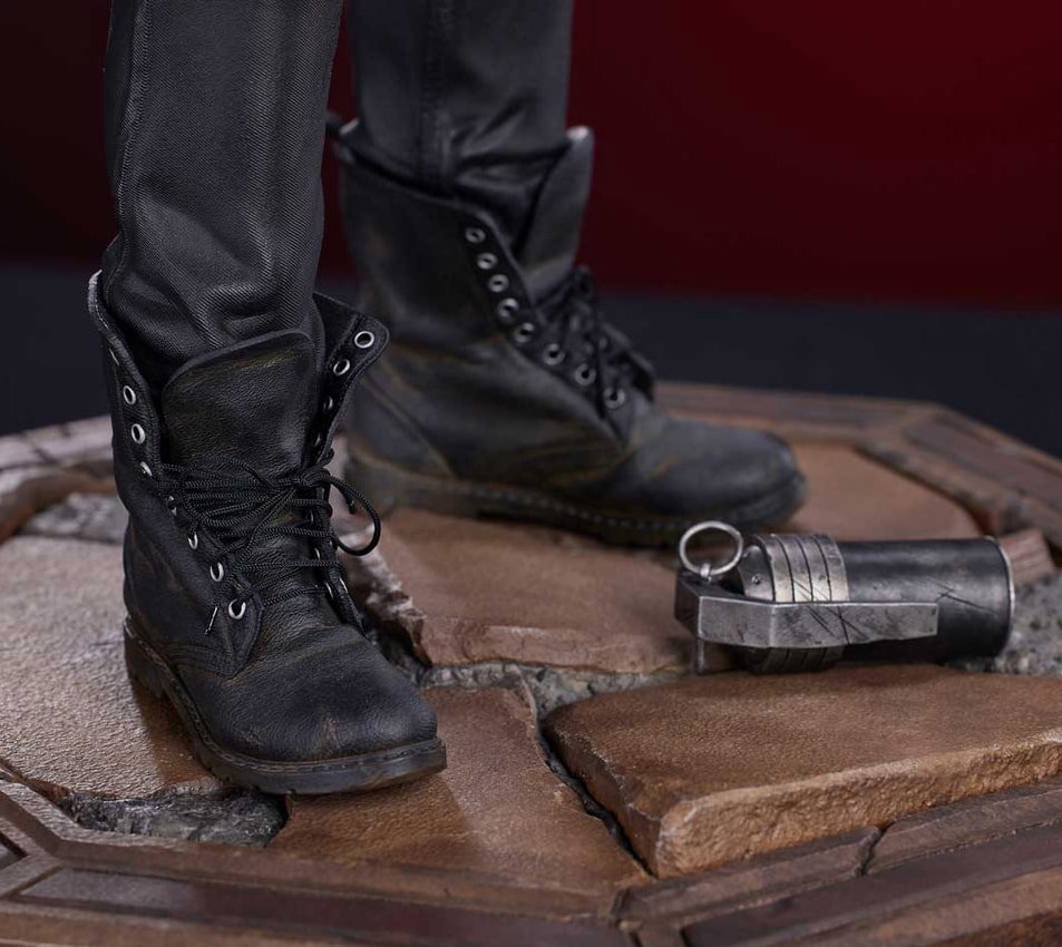 What Boots Does Billy Butcher Wear: Iconic Style Revealed