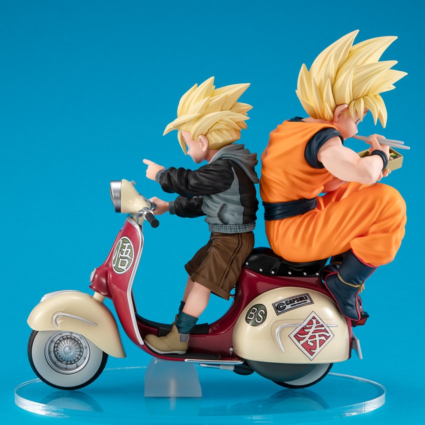 Dragon Ball Super Saiyan Son Goku & Super Saiyan Son Gohan on Motorbike Collectible Figure - Prototype Shown View 6
